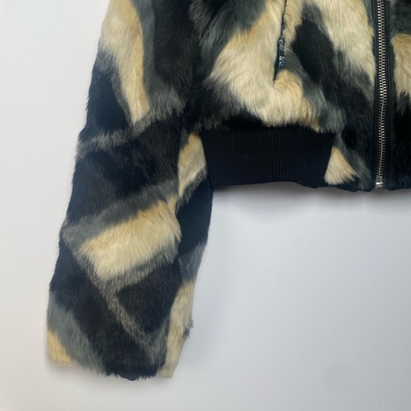 Zara Black and Cream Faux Fur Jacket XS - Picture 3 of 9